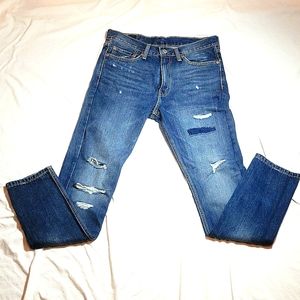 Men's Levi's Destroyed Jeans.  Perfect condition.  size 32 x 32